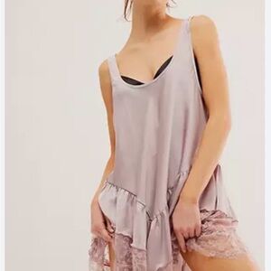 Elegant Mauve Lace Trim Sleepwear